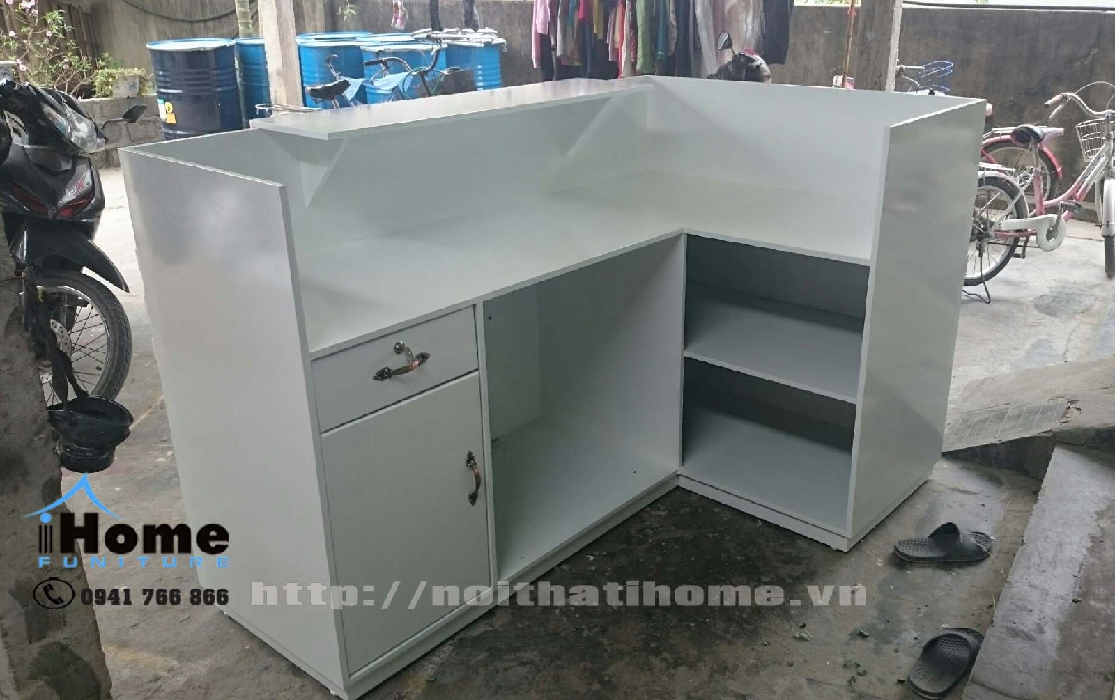 quầy lễ tân hải phòng
